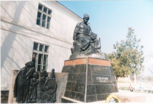 Пам’ятник Т. Шевченкові в с. Старі Кути